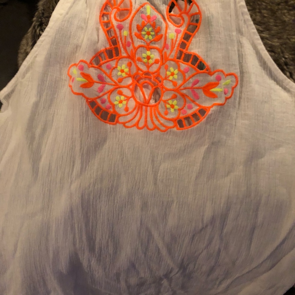 Maurice’s V-Neck Crinkle Cute Tank NWT